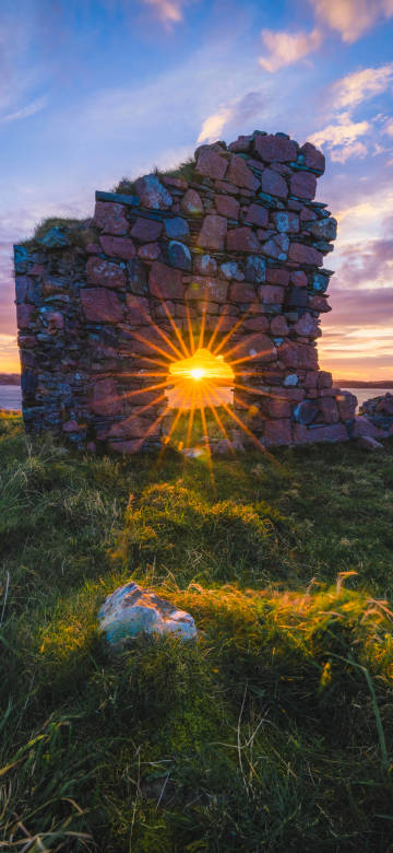 Landscape 4K Wallpaper:  Old Stone Wall, Sunset, Scottish Coastline, Sky
