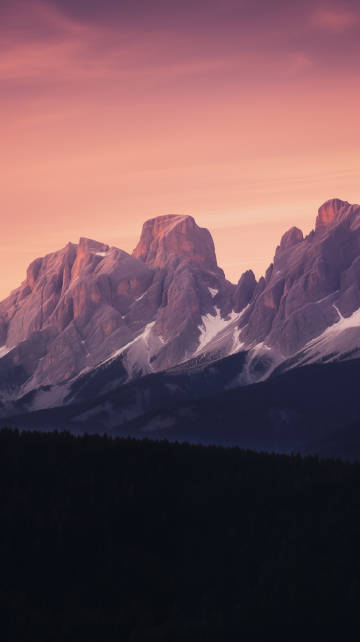 Golden Sunset Light on Rocky Mountains 4K Wallpaper