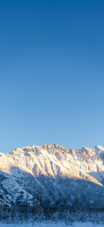 Landscape 4K Wallpaper: snowy mountains, blue sky, sunshine and purity