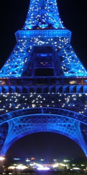 Phone wallpaper: Night, Paris, Eiffel Tower, France, Man Made free download