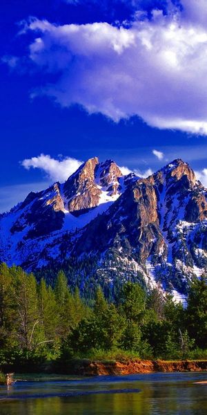 Breathtaking Summer Mountain Landscape with a Serene Lake