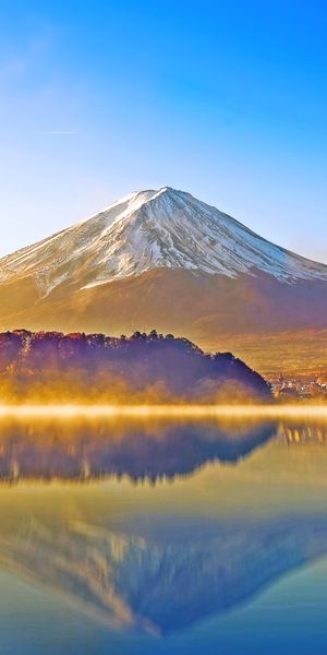 Breathtaking Reflection of Mount Fuji in Japan