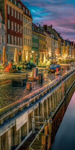 Charming Copenhagen Canal at Dusk - 4K Mobile Wallpaper for Your Device