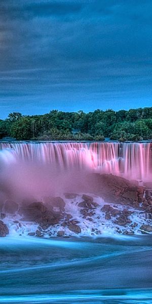 Enchanting Dusk Waterfall Phone Wallpaper: Free Download for Nature Lovers