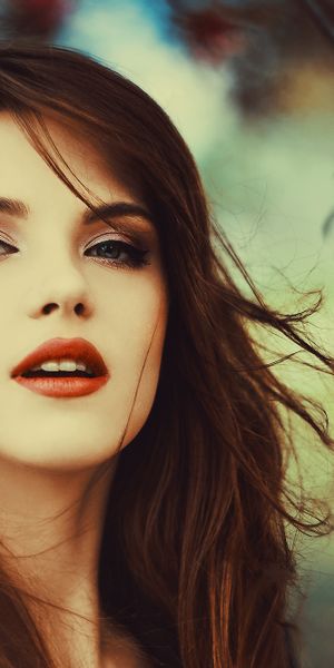 Phone wallpaper: Blur, Face, Brunette, Model, Women, Lipstick free download