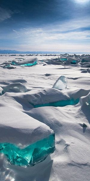 Breathtaking Blue Ice Landscape Phone Wallpaper for Nature Lovers