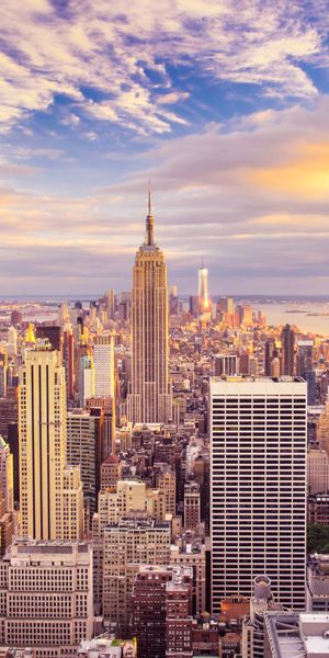 Breathtaking 4K Wallpaper of the Empire State Building and New York Cityscape