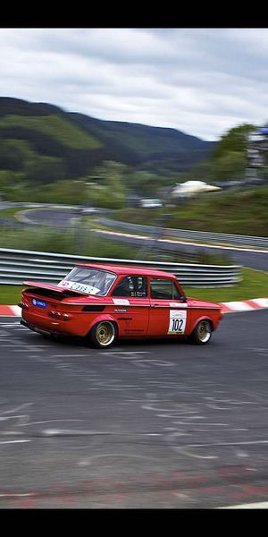 Phone wallpaper: Race Track, Classic Car, Blur, Racing, Ring, Vehicles, Bmw free download
