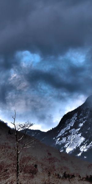 Phone wallpaper: Low Clouds, Shrouded, Mountains, Winter, Mountain, Earth free download
