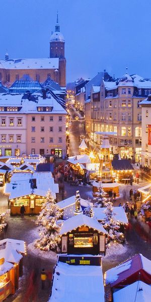 Enchanting Christmas Market Scene in Germany - Perfect iPhone Wallpaper