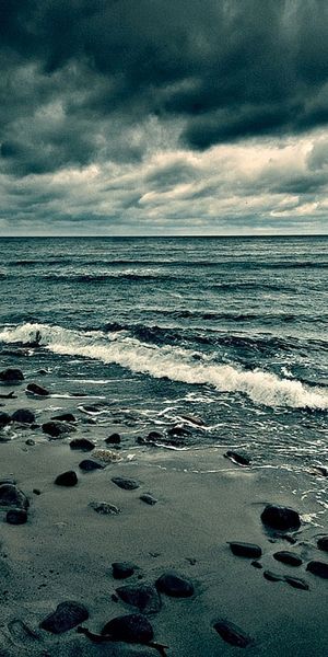 Dark Ocean Beach Scene - Perfect Phone Wallpaper