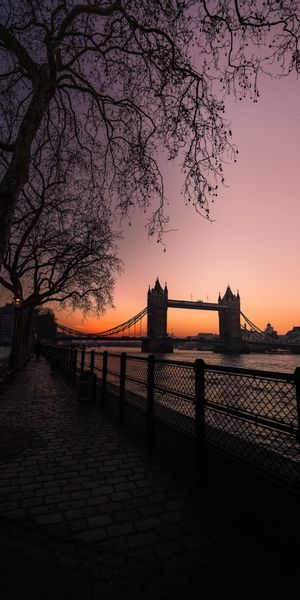 Breathtaking Sunset View of Tower Bridge on the Thames