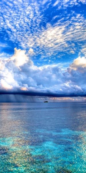 Breathtaking Ocean and Cloud View for Your Phone Wallpaper