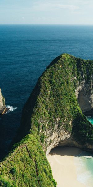 Breathtaking Indonesian Beach with Lush Islands