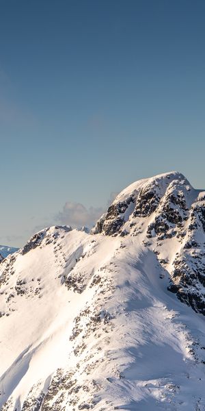 Breathtaking Snow-Covered Mountain Peaks for Your Phone Wallpaper