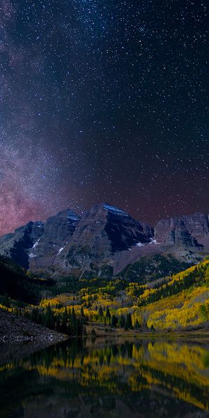 Serene Night Valley Wallpaper: Milky Way Over Norwegian Landscape