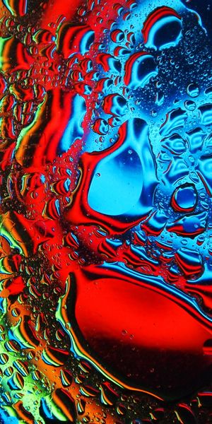 Multicolored Water Drops Abstract Wallpaper for iPhone - Vibrant and Unique