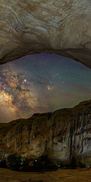 Phone wallpaper: Stars, Night, Desert, Mountain, Earth, Milky Way, Cave, Arch free download