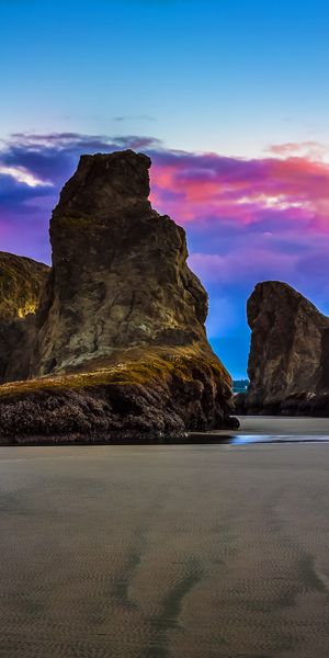 Breathtaking Beach Landscape Wallpaper