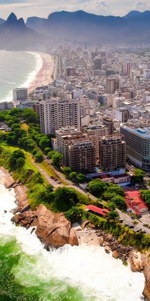 Breathtaking 4K Phone Wallpaper of Rio de Janeiro's Coastline and Cityscape