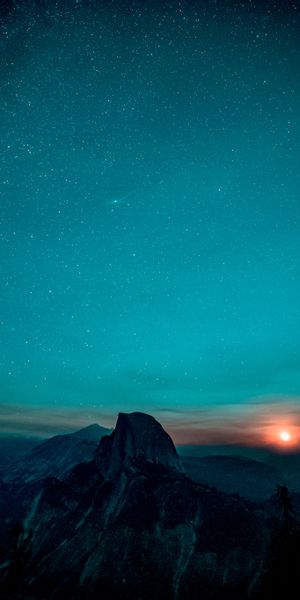 Breathtaking Yosemite Valley Sunrise: Perfect Phone Wallpaper for Nature Lovers