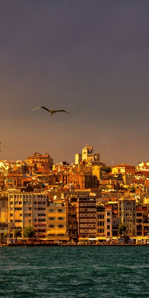 Breathtaking Istanbul Sunset Cityscape Wallpaper