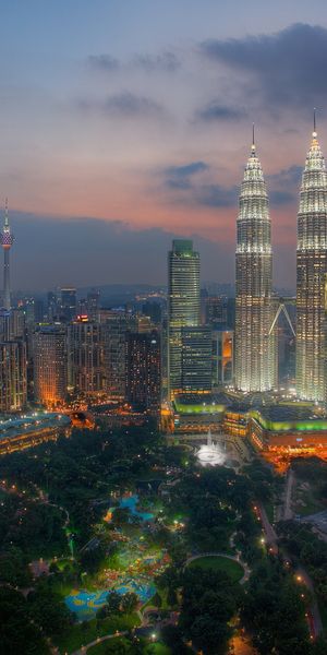 Phone wallpaper: Kuala Lumpur, Malaysia, Petronas Towers, Architecture, Cityscape, Skyscraper, Build