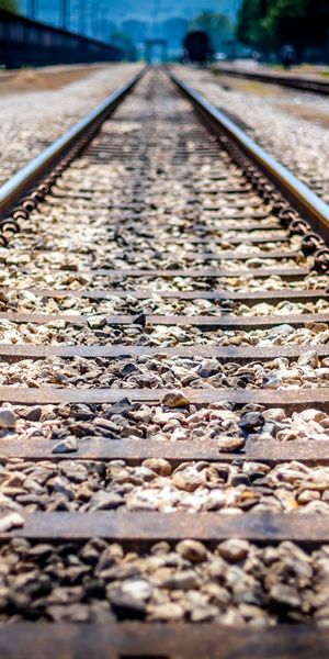 Phone wallpaper: Blur, Railroad, Man Made free download