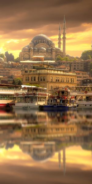 Breathtaking Reflection of Istanbul Mosque at Sunset