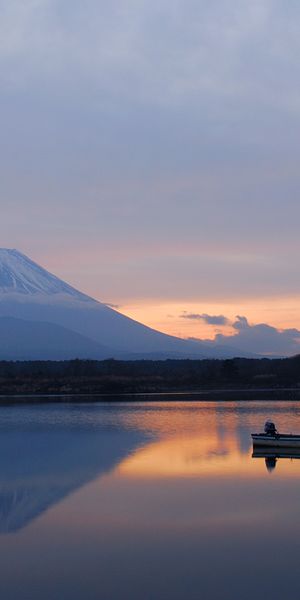 Phone wallpaper: Boat, Mountains, Water, Mountain, Earth, Sunset free download