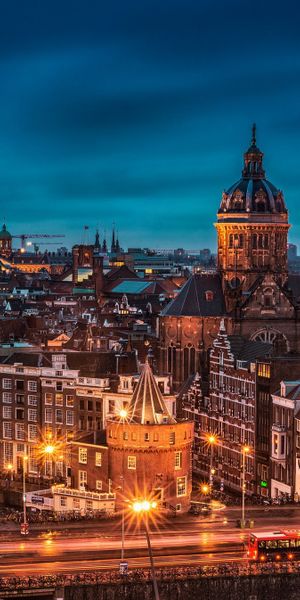 Enchanting Nightscape of Amsterdam's Historic Streets