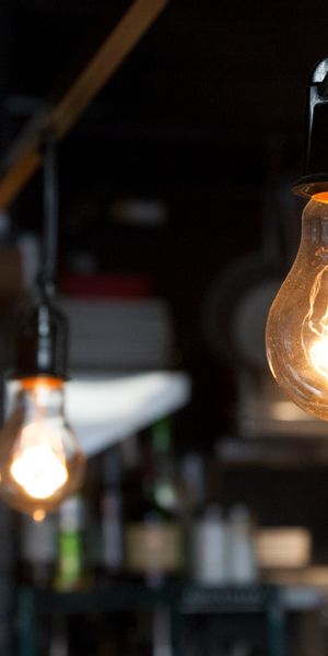 4k Light Bulb Wallpaper for Your Mobile
