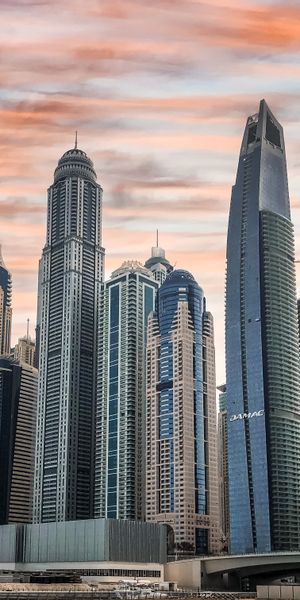 Explore the Majestic Dubai Skyline with Iconic Skyscrapers