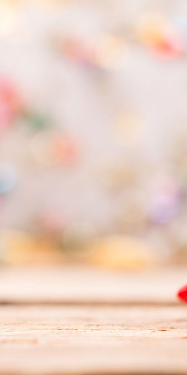 Beautiful heart-themed wallpaper: Artistic, love-inspired, free to use!