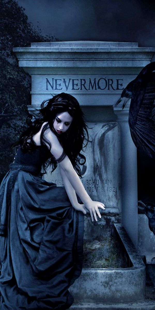 Gothic Dark Raven at the Nevermore Grave