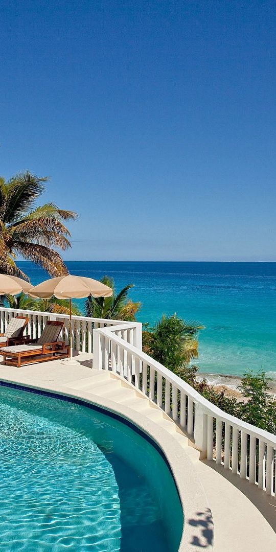 Beautiful Beachfront Villa with Stunning Sea Views