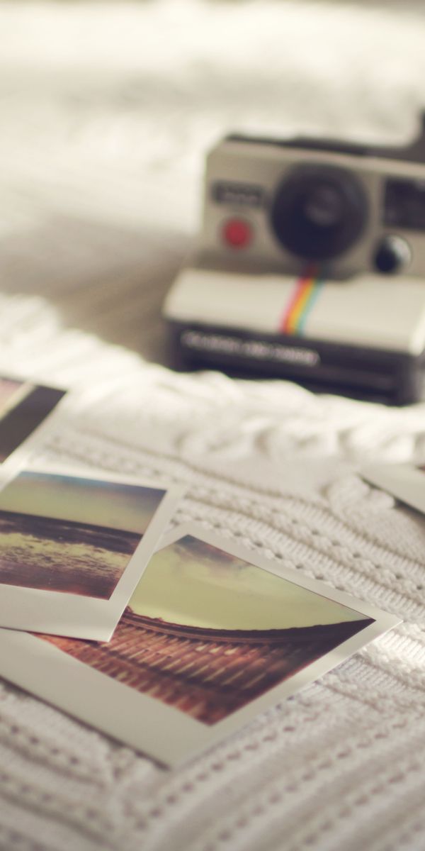 Phone wallpaper: Blur, Camera, Polaroid, Man Made free download