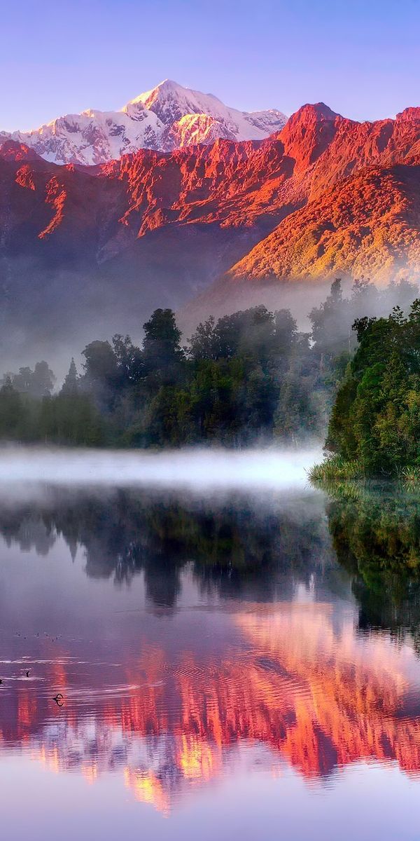 Breathtaking Aoraki/Mount Cook and Lake Matheson iPhone Wallpaper