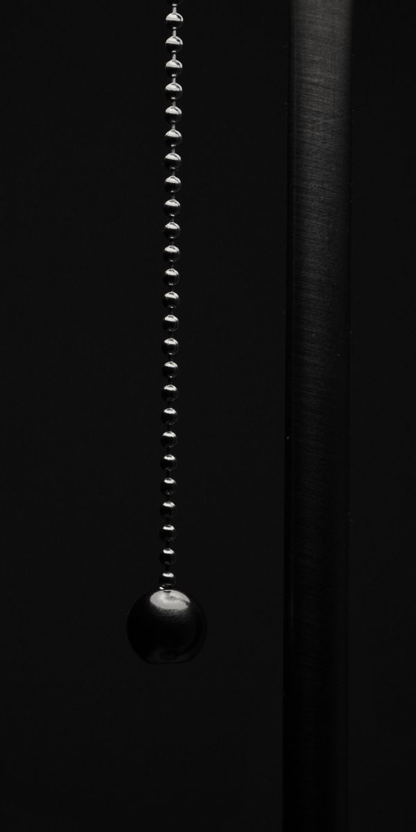 Black Chain Lamp Mobile Wallpaper