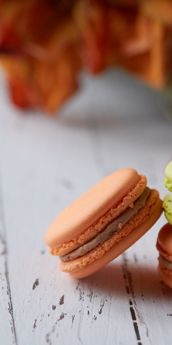 Phone wallpaper: Motley, Wood, Macaroons, Makaroons, Food, Multicolored, Baking, Bakery Products, De