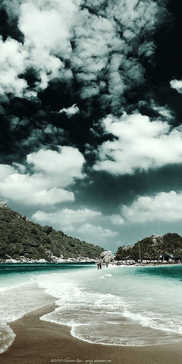 Breathtaking beach photography wallpaper for iPhone lovers