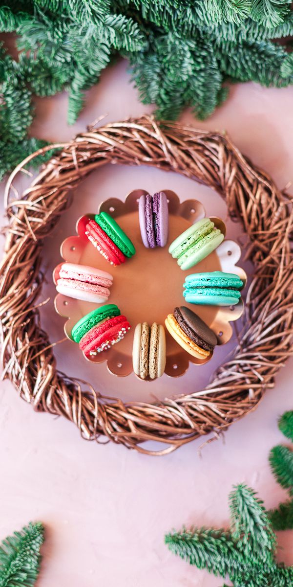 Phone wallpaper: Basket, Macaroons, Makaroons, Motley, Food, Multicolored, Cookies, Desert free down