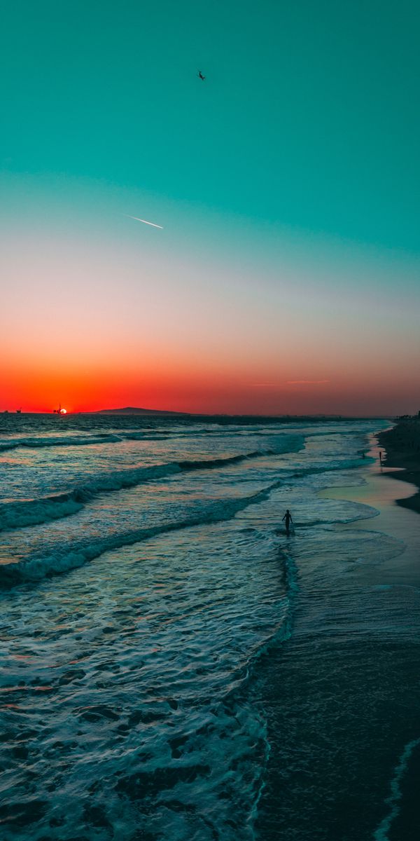 Beautiful Sunset Over Ocean Waves