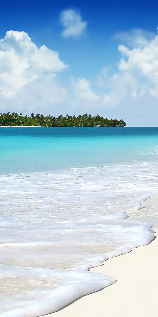 Breathtaking Maldives Tropical Beach Scene