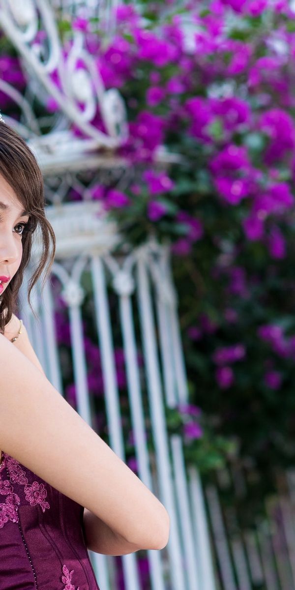 Phone wallpaper: Blur, Brunette, Model, Women, Asian, Purple Flower, Brown Eyes free download