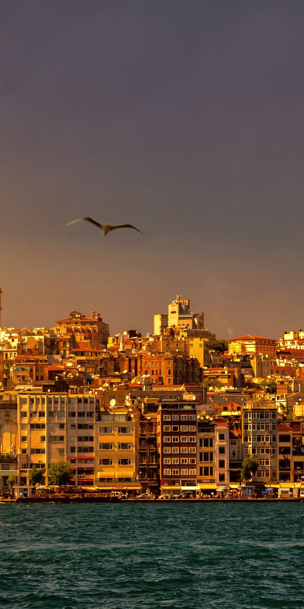 Breathtaking Istanbul Sunset Cityscape Wallpaper