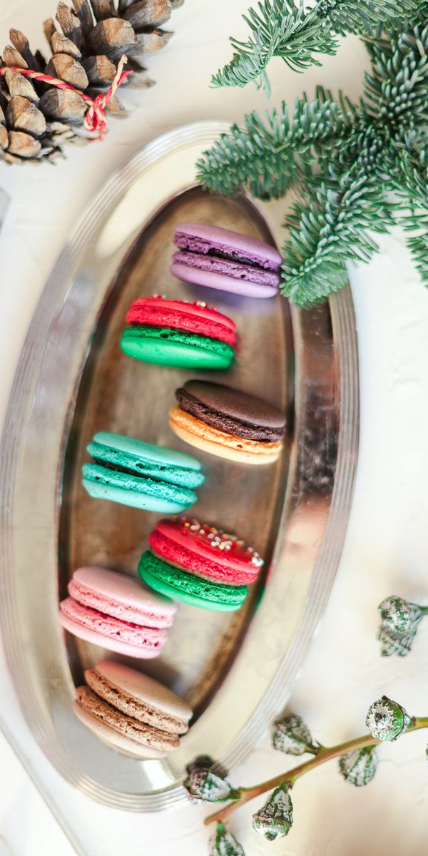 Phone wallpaper: Motley, Makaroons, Food, Desert, Multicolored, Macaroons, Cookies free download