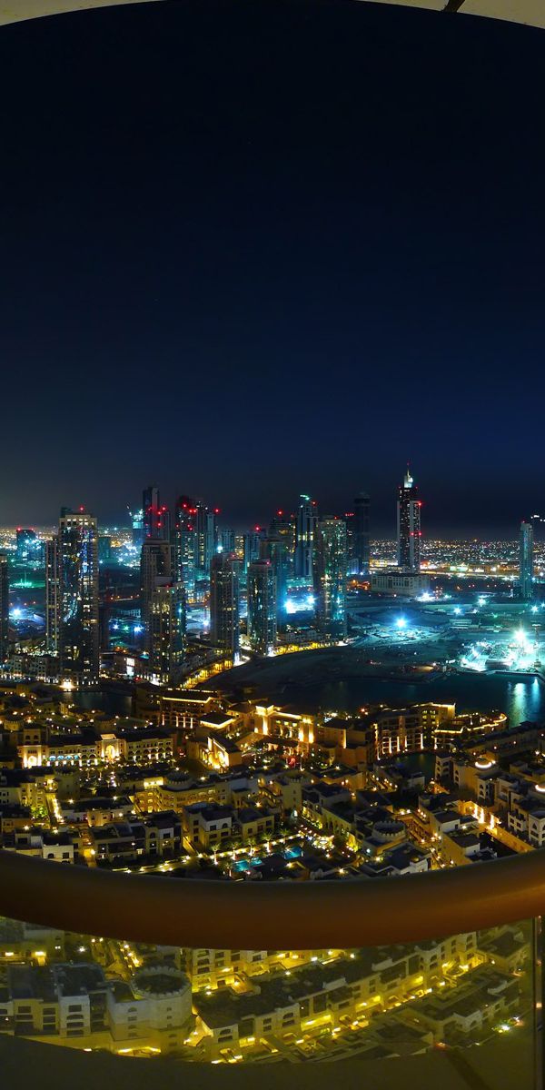 Breathtaking Night View of Dubai's Man-Made Cityscape