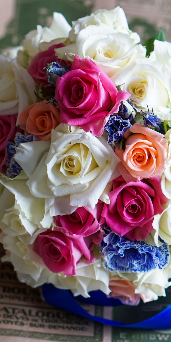 Pretty Rose Bouquet Wallpaper for Your Phone